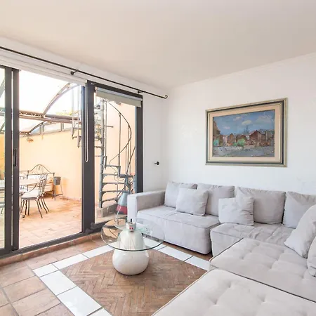 公寓 Panoramic Terrace Trestevere By Interhome *